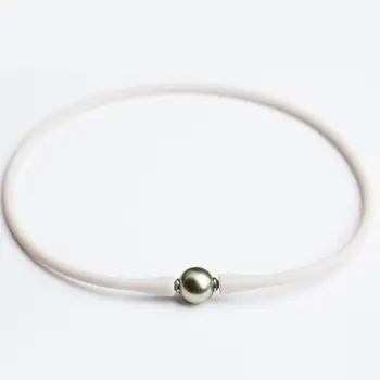 

Round Tahitian Sea Cultured Green Pearl Silicone Elastic Necklace 12.5mm 16.2"