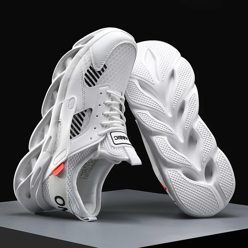 

Men Casual Shoes White Sneakers Trainers Sports Shoes for Male Breathable Ultra Boost Kanye Trend Shoes Krasovki Men Tenis