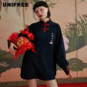 

UNIFREE Vintage Sweatshirt Sweater Women National Tide Loose Black Stand-up Collar Chinese style Women's shirt U194A101GY