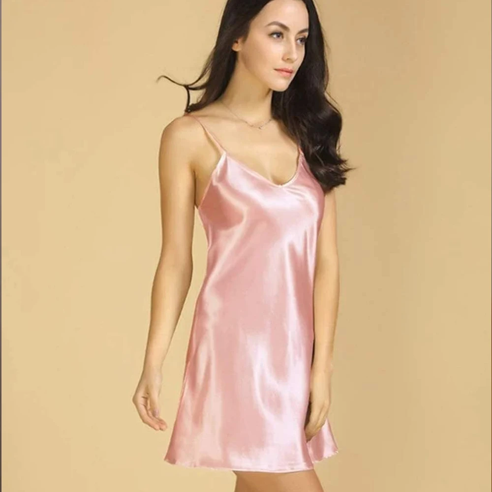 Women Lingerie Women Nightgowns Women Nightdresses Women Pajamas Sleeping Dress 100% Mulberry Silk Nightgowns for Women Silk Short Sexy V Neck Ladies Sleepwear
