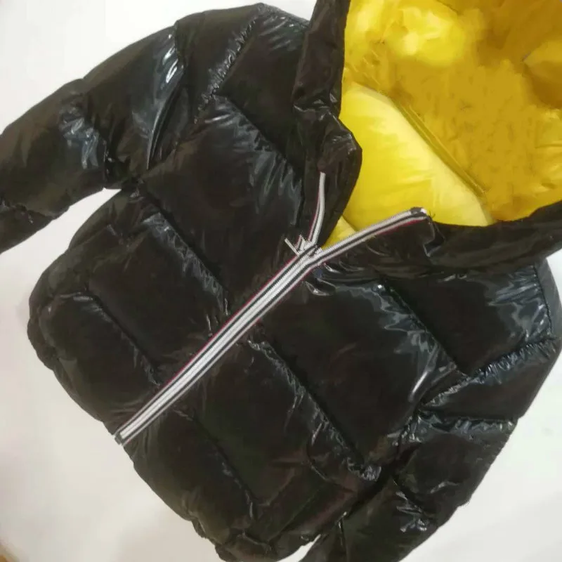 Down Jacket Children's Winter New Boys and Girls Thicker and Warmer Short Hooded Casual Coats