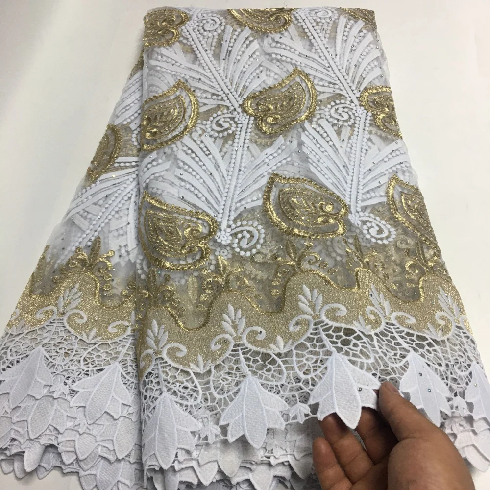 EBE868FFD54D1BD1A18303DCB201BE29