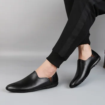 

Black Brown Men Daily Shoes Sneakers Men Casual Shoes 2020 Mens Loafers Moccasins Stomata Breathable Slip on Driving Shoes *