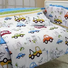 7 шт. полный комплект автомобиля хлопок детская кроватка комплект КРОВАТКИ бамперы детская пуховая подушка лист полный комплект