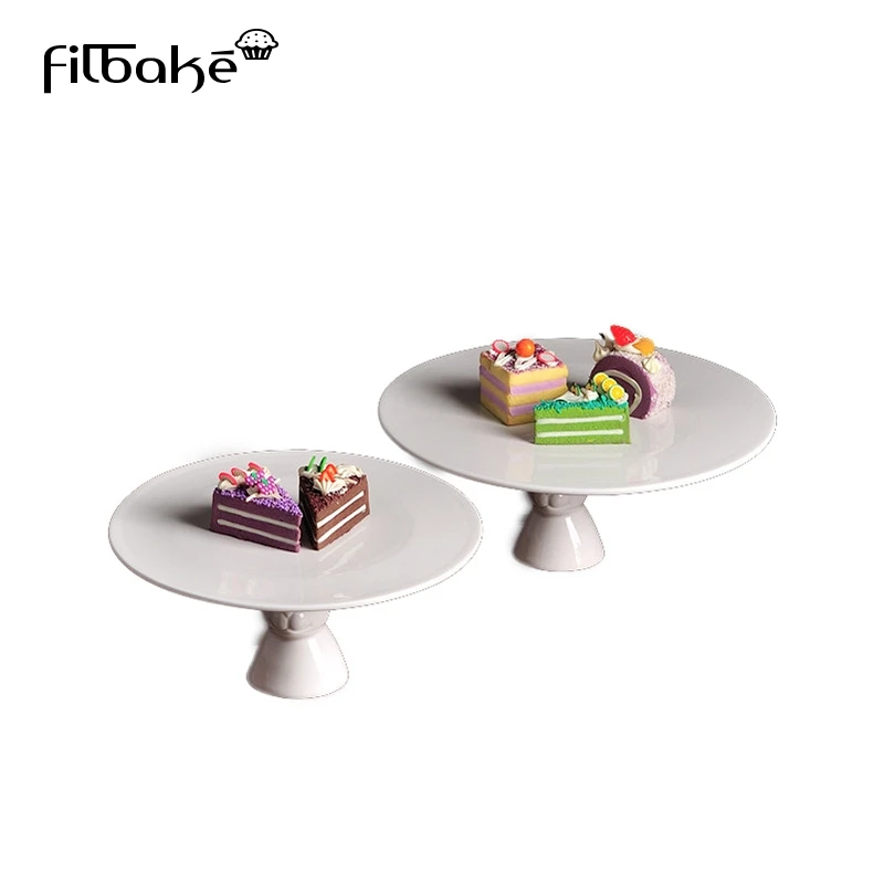 

FILBAKE Bunny Rabbit Shape Ceramic Round Cake Tray Fruits Nuts Desserts Display Holder for Party Wedding Use Food Hold