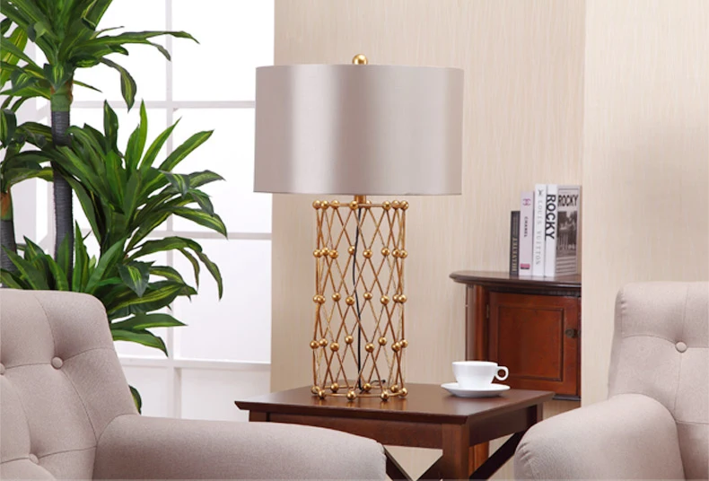 

Fashion metal bronze base table lamp for hotel