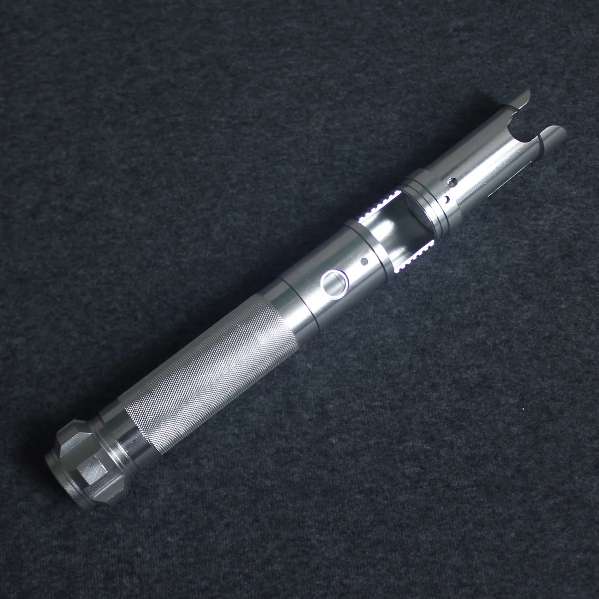 Ydd Killer Saber RGB blade high quality metal hilt complete heavy dueling FOC lightsaber with bright light and loud sound