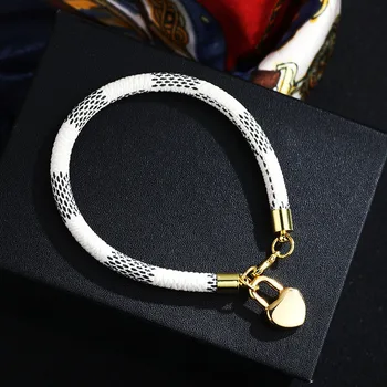 

2020 NEW UBEAUTY Real cowhide stripe men women Peach heart Simple button Fashion bracelet people Exquisite gift