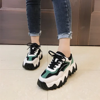 

Net red dad shoes female ins tide 2020 winter new flat color leather plus velvet super fire thick bottom smoked sneakers