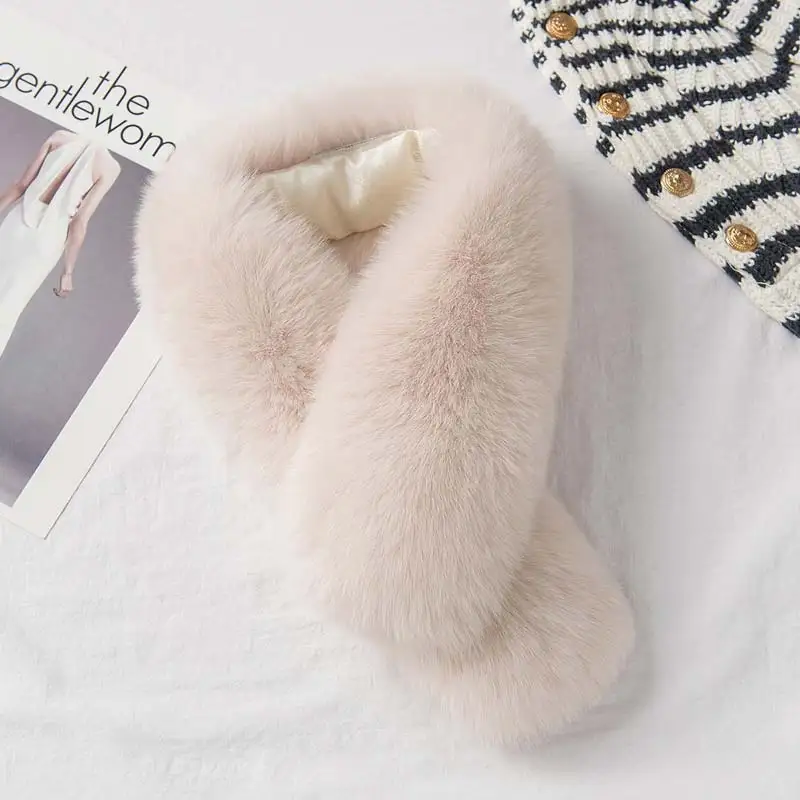 Корейский вариант лисьего меха шарф лисий мех меховой воротник шарф длинные клипсы Корейский осень и зима Женская Корейская версия - Цвет: Бежевый