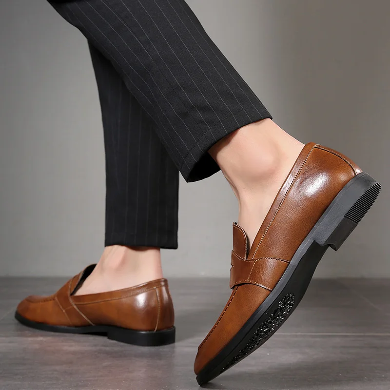 Merkmak/мужская кожаная обувь с острым носком повседневные Лоферы без шнуровки, мужские мягкие деловые официальные туфли мужская обувь однотонная обувь на плоской подошве, большие размеры 38-48