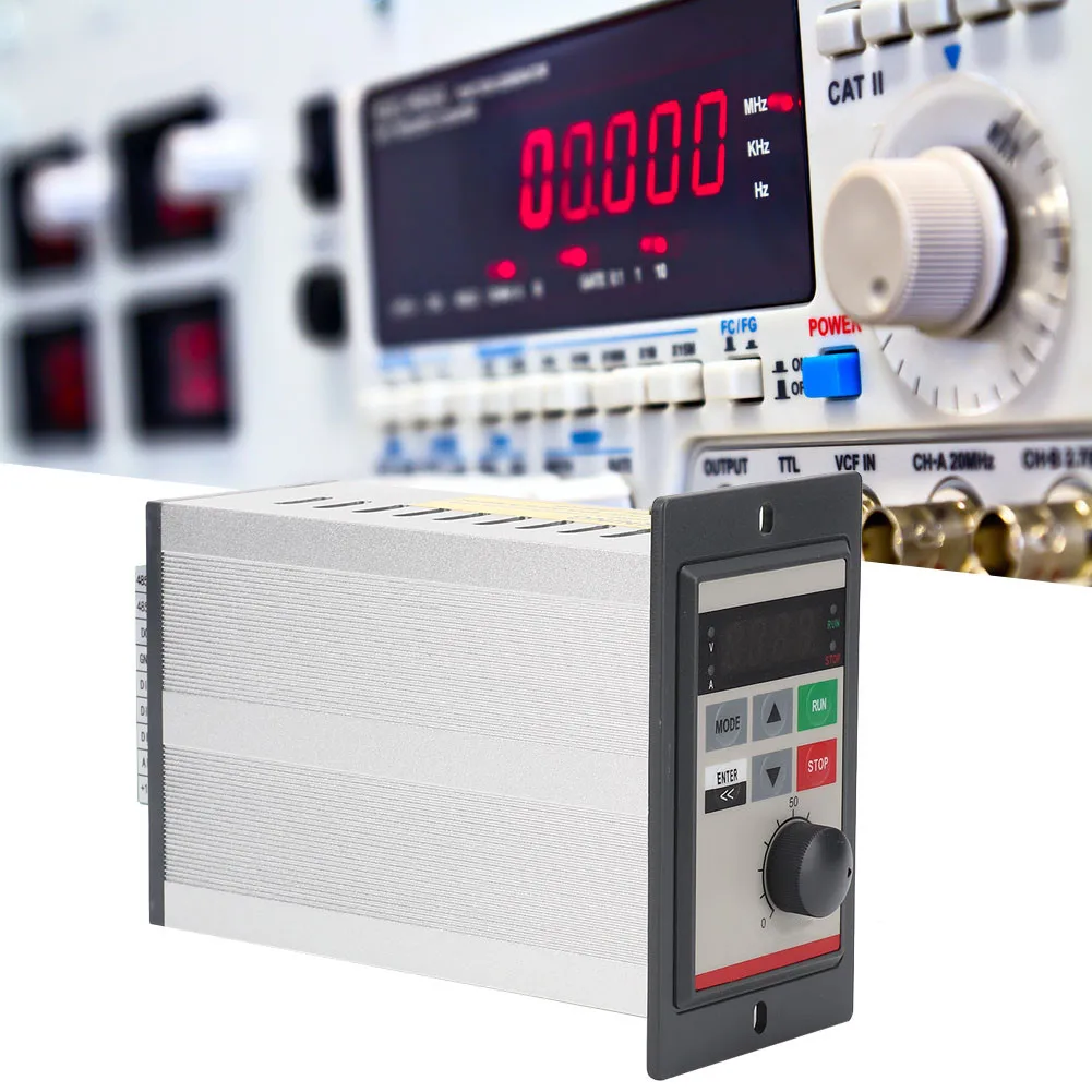 

VFD Frequency Inverter Small 0.2KW 220V LED display Single Phase Micro Frequency Converter For Motor Speed Control Converter