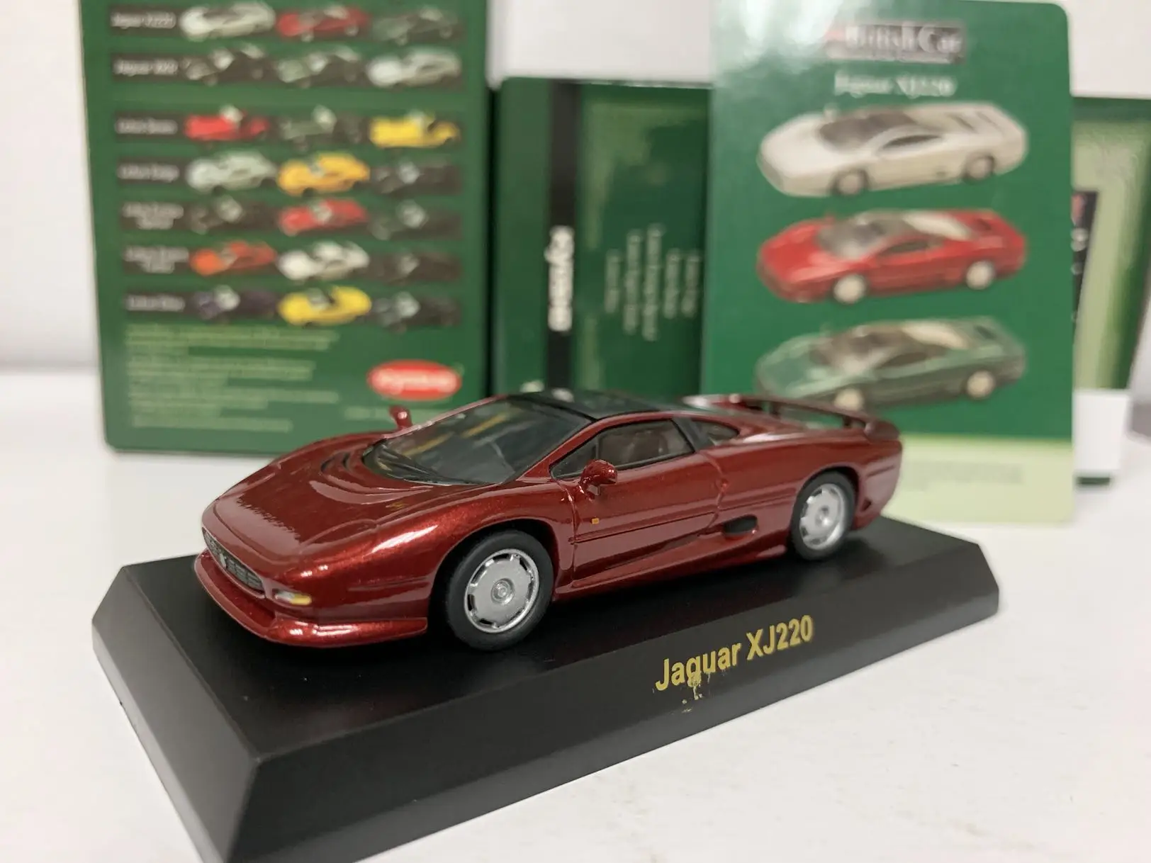 kyosho-modele-de-chariot-en-alliage-moule-sous-pression-renforce-salaries-1-64-xj220