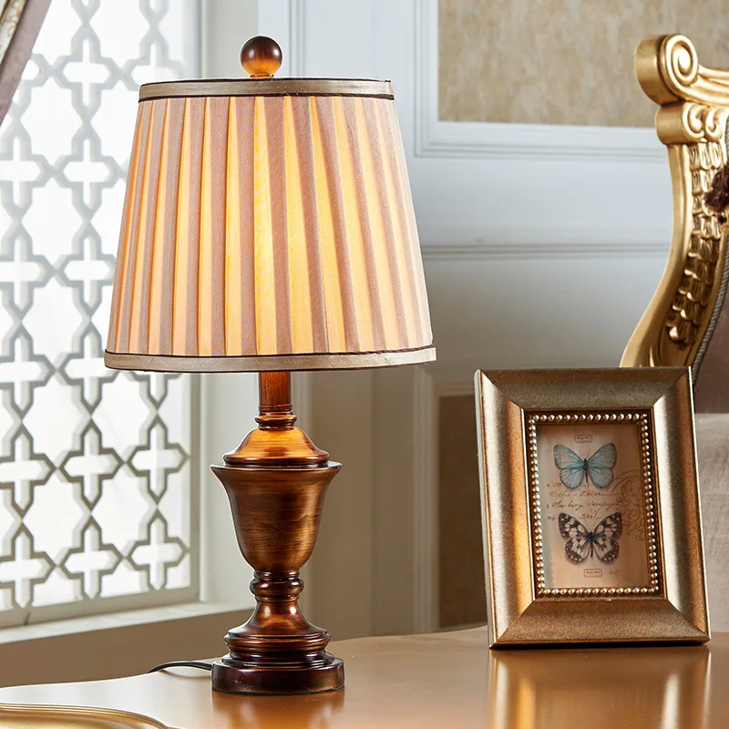 

style wedding lamp bedside lamp American retro wedding room sitting room bedroom sweet contracted and contemporary lamp