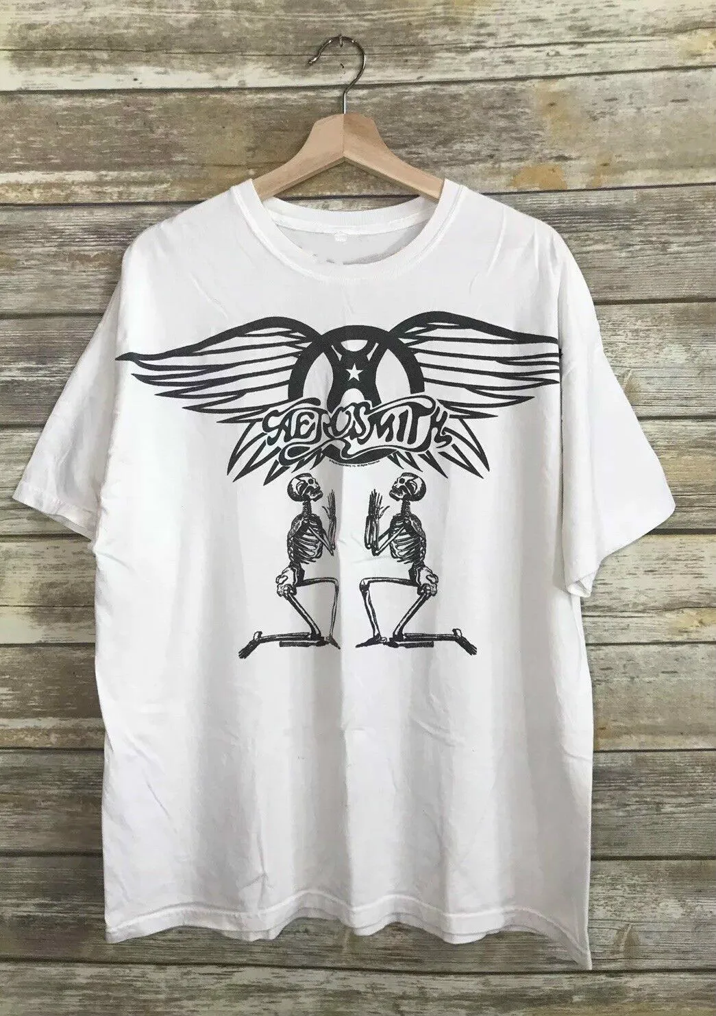 

Aerosmith Rag Doll White Praying Skeleton Short Sleeve T Shirt Mens