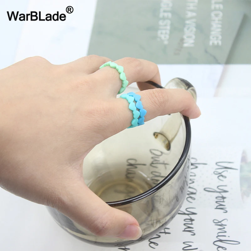Fashion Women 3mm Thin Silicone Rings Heart-Shaped Wedding Rubber Bands Hypoallergenic Flexible Food Grade Silicone Finger Ring 5