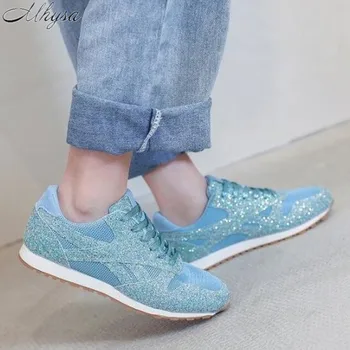 

Women Flat Glitter Sneakers Casual Bling Vulcanized Shoes Female Mesh Lace Up Platform Comfort Plus Size Fashion Ladies Autumn