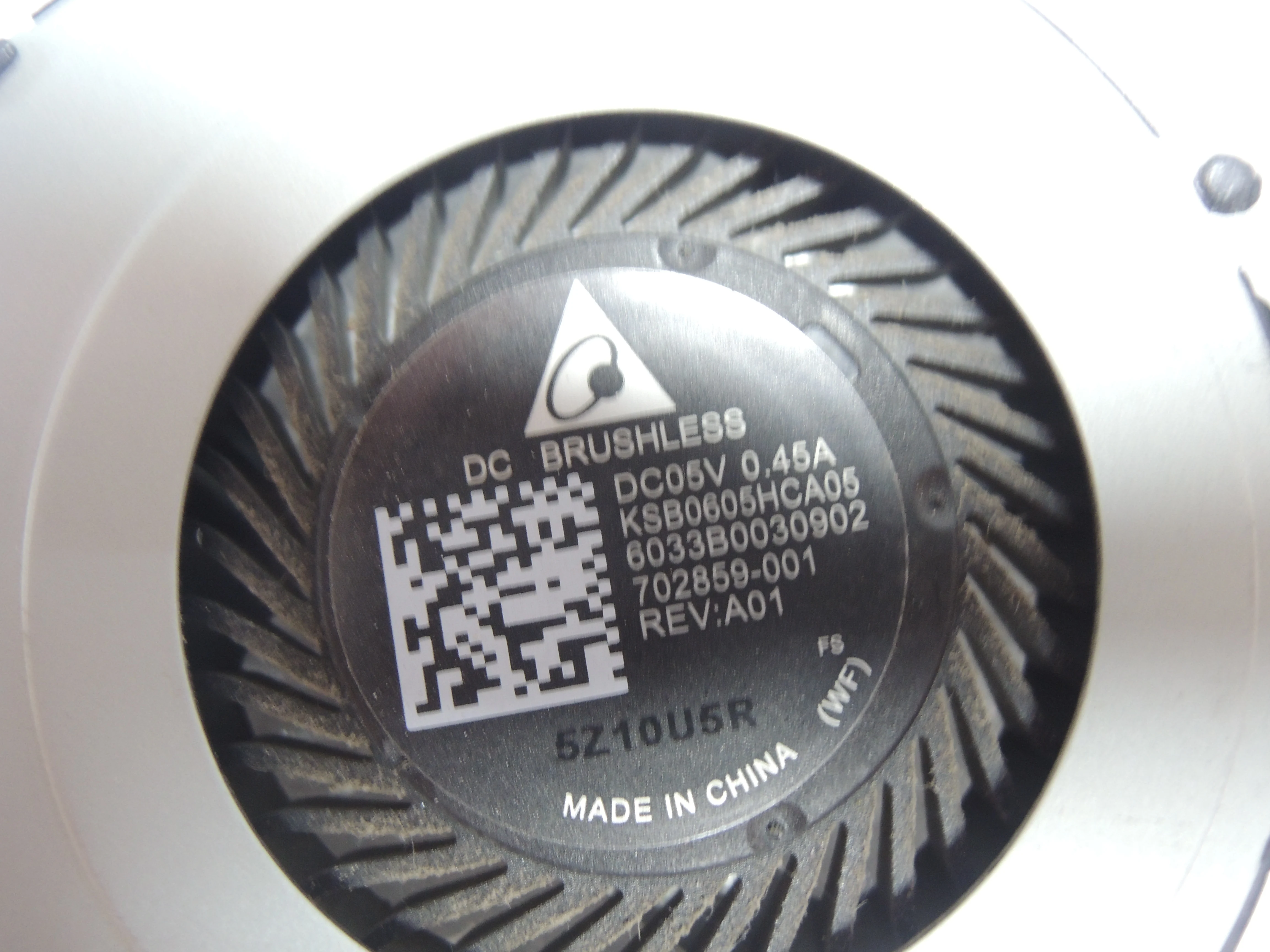 Для hp 9470M 9480M cpu охлаждающий вентилятор 60333B0030902