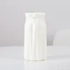 E Vase White