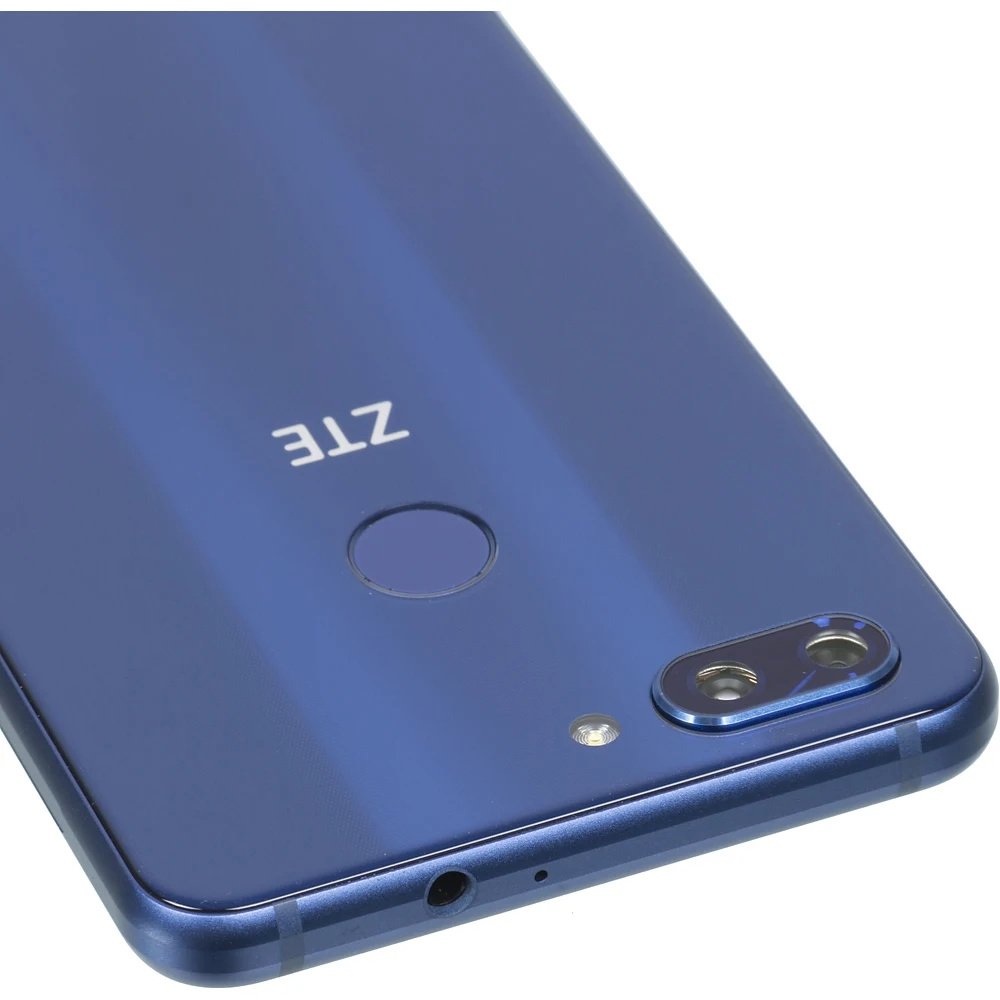 Смартфон ZTE Blade V9 64Gb 4Gb синий 3G 4G 2Sim 5.7" IPS 1080x2160 And8.1 16Mpix 802.11bgn NFC GPS