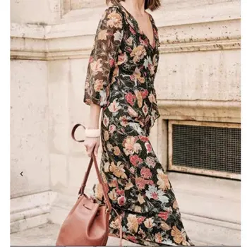 

Women Dresses Wavelet Print Dress 2020 Spring and Summer New Elegant Retro V-neck Dress