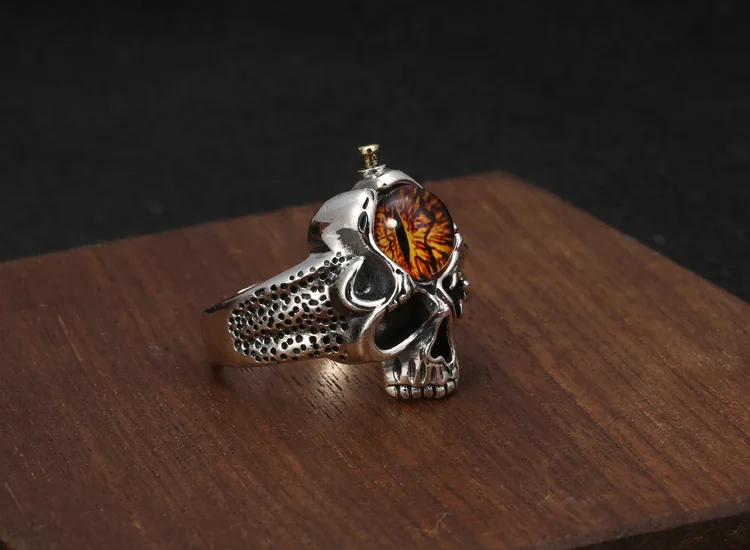 11029347941_2092824473