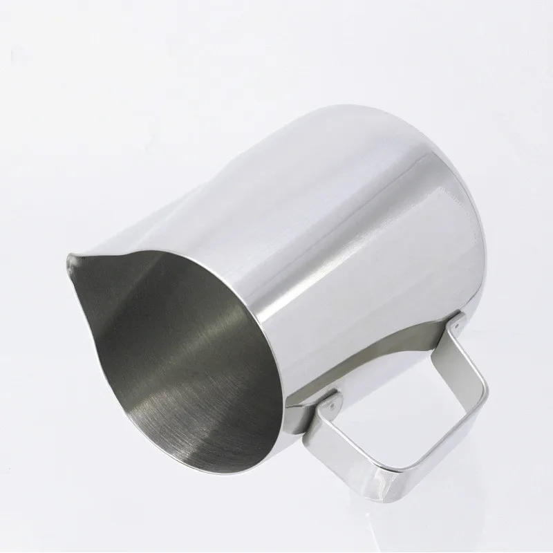 600ml Stainless Steel Milk Frothing Jug with Built-In Thermometer, Creamer Frothing Pitcher 20 Oz Espresso Coffee Latte Pots