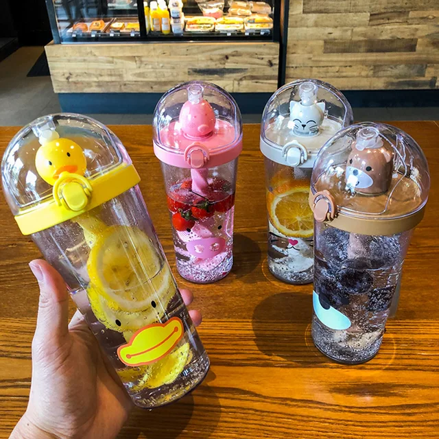 Hot Sale Leak Proof Easy Clean Reusable Drinking 700ml Cute Water Bottle  School Kids with Sticker - China Water Bottle and Straw Water Bottle price