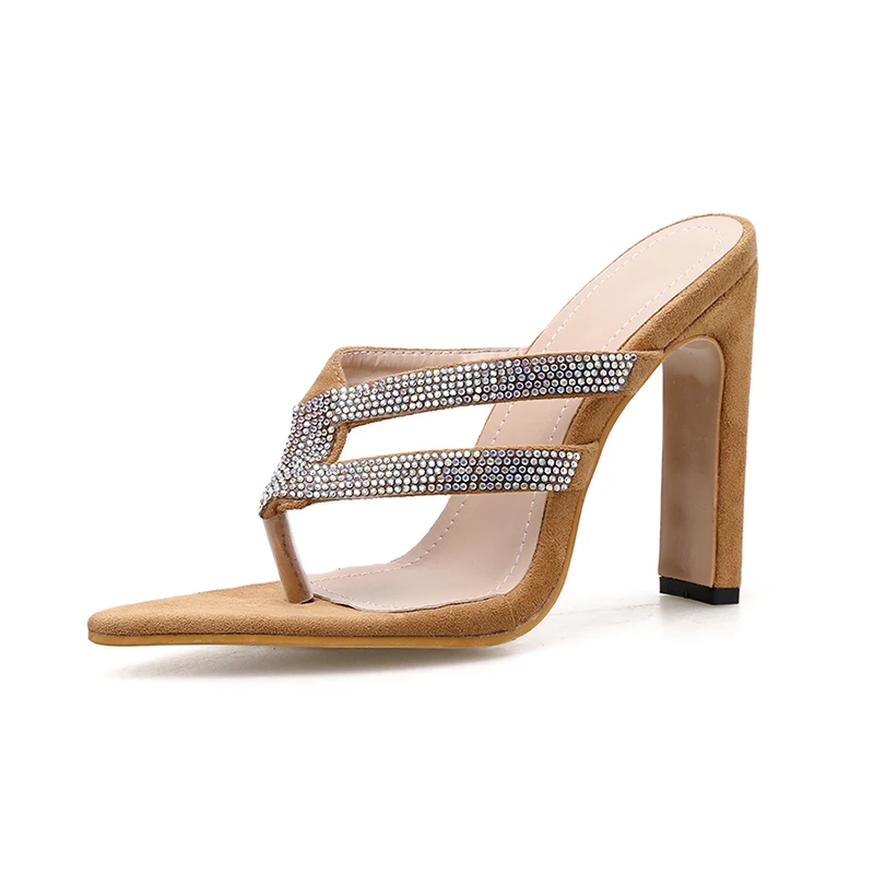 be trendy rhinestone flip flops