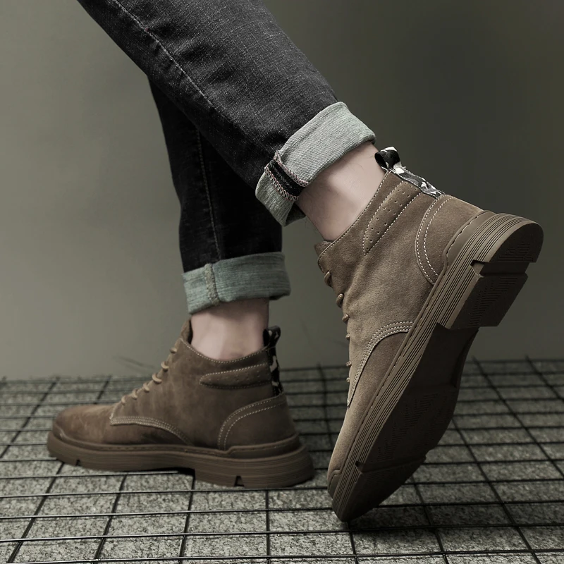 Men Boots Cattle Suede Comfortable Autumn and Winter Low To Help The New Fashion British Style Men's Martin Boots