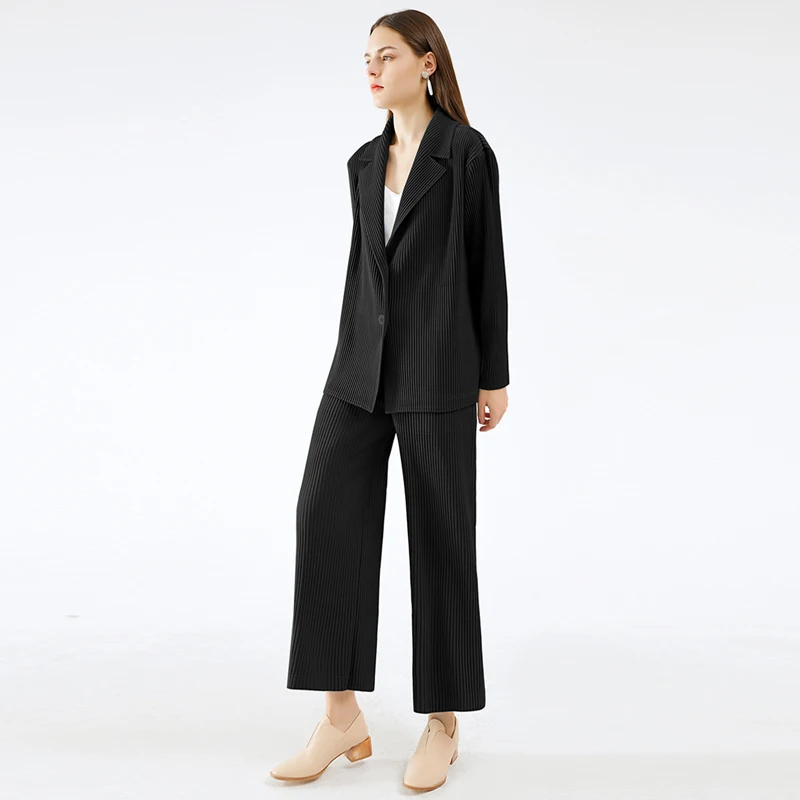 US $93.00