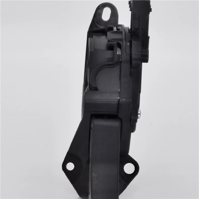 S3010590201 1108100-M02 Electronic Throttle Accelerator Pedal Assembly Accelerator Pedal Sensor for Changan CS75