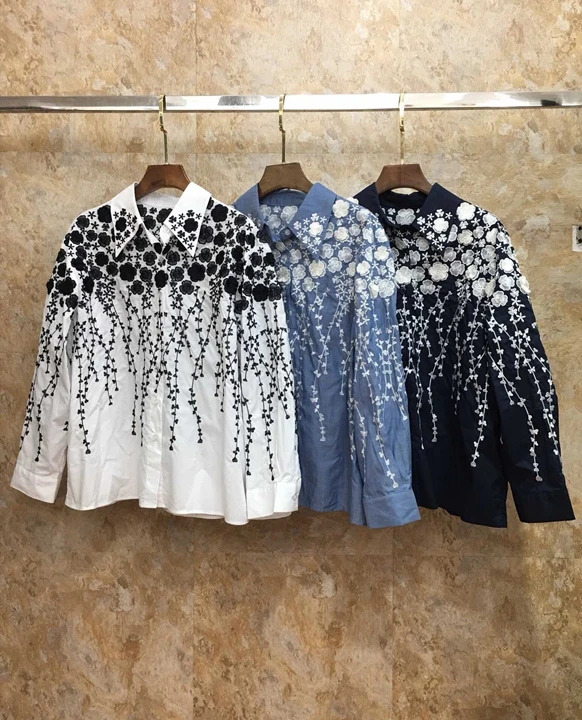 

2019 Early autumn new women's wear embroidery pattern decoration long sleeve shirt 913