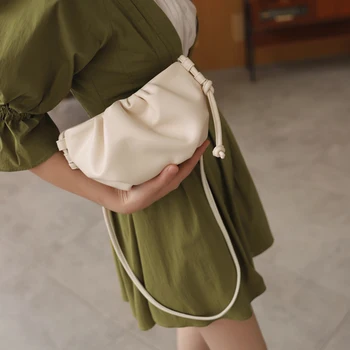

2020 Luxury Designer New Cloud Shape Women Day Clutch Bag Pleated Dumpling Shoulder Messenger Bag Small Cute Lady Crossbody Bag