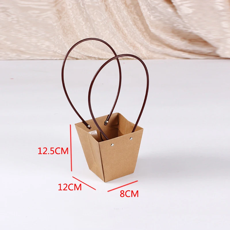 New Gift Boxes Kraft Paper Bags Flower Box Handle Waterproof Bouquet Florist Packaging Box Rose Boxes Festival Party Decorations - Цвет: 2