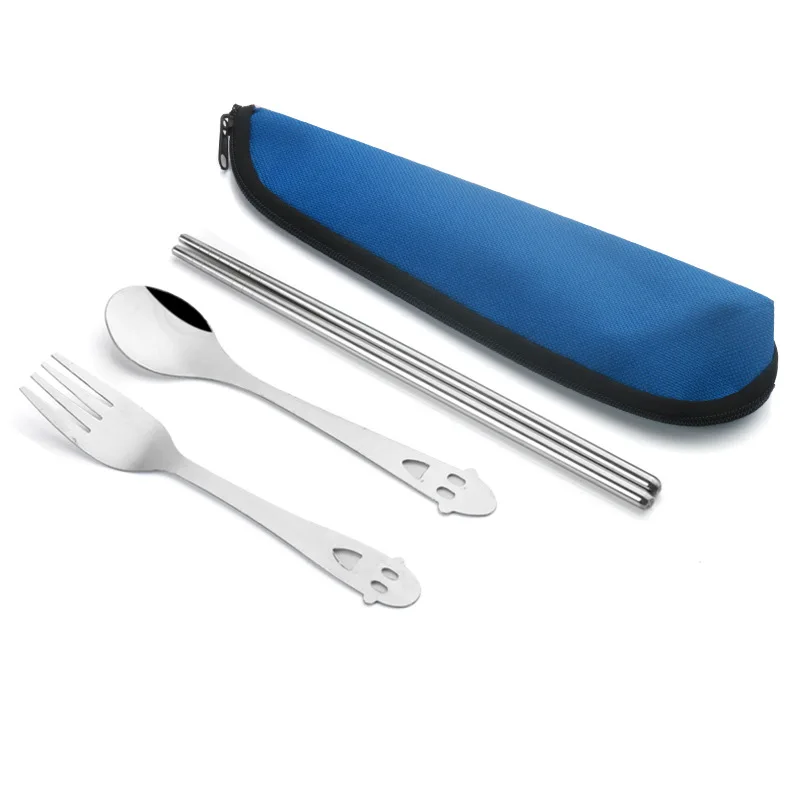 4683136211_1893091869