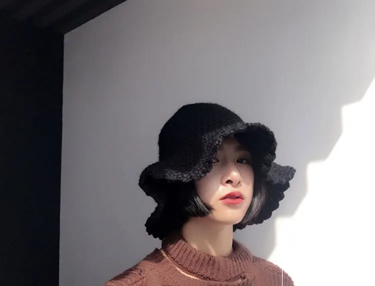 New Girl Hand-knitted Cap Winter Warm Pure Color Cap Flower Folding Fisherman Cap Outdoor Coarse Wool Knitted Cap Leisure Travel