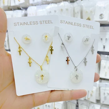 

Bohemia Natural Shell Women Cross Necklace Stainless Steel Gold and Silver Color Jewelry Gift Wholesale