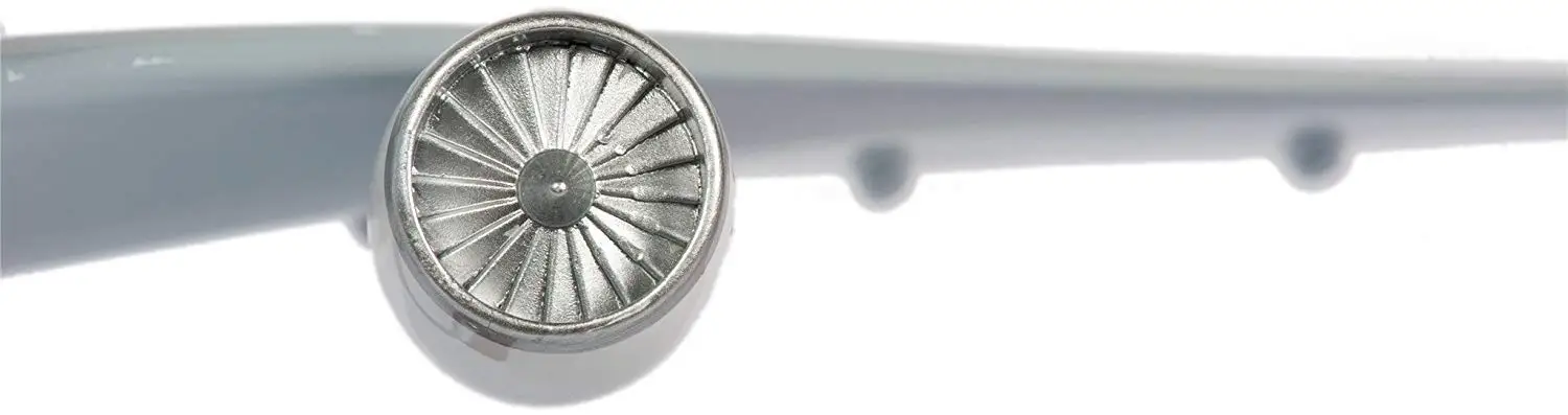 Династия Тан(TM) 47 см Boeing B777 EgyptAir Harz Flugzeugmodell Flugzeug Spielzeug Flugzeugmodell