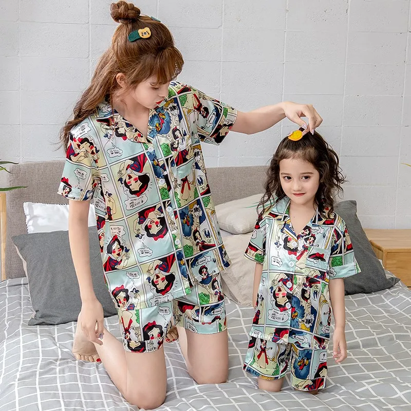 Roupas de Seda Pijamas das Crianças Mãe e Filha Moda Família Combinando Manga Curta Conjunto Roupas Pijama Terno 2020 5 Moda 2020 família combinando roupas de seda