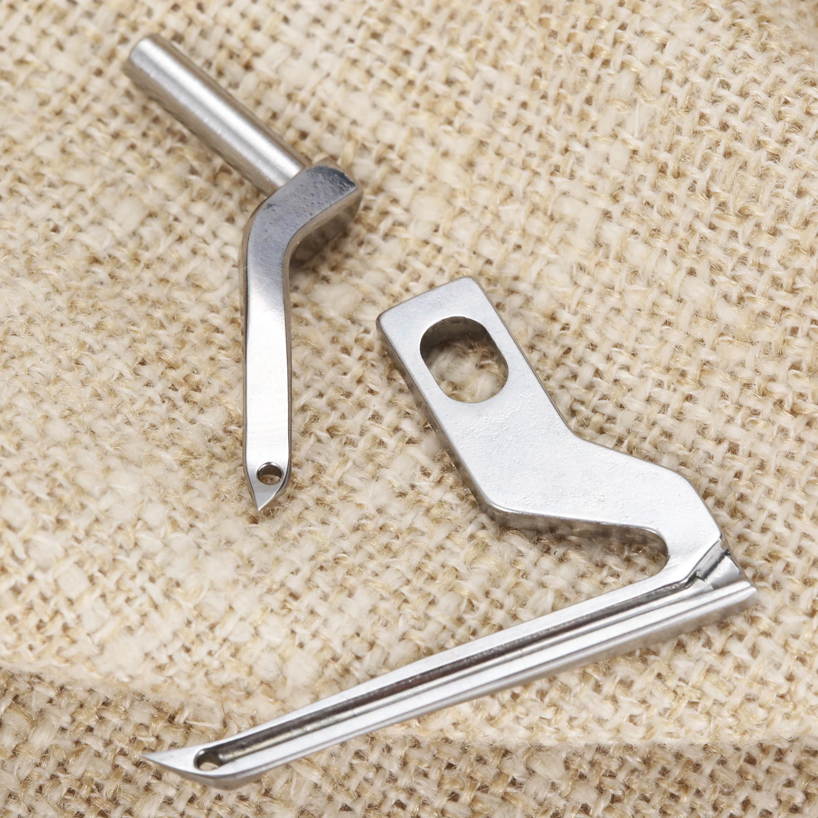 Parti Della Macchina Per Cucire Domestica 784076008 Looper Superiore E 784083008 Kit Looper Inferiore Per Janome New Home Kenmore Pfaff Overlock Serge