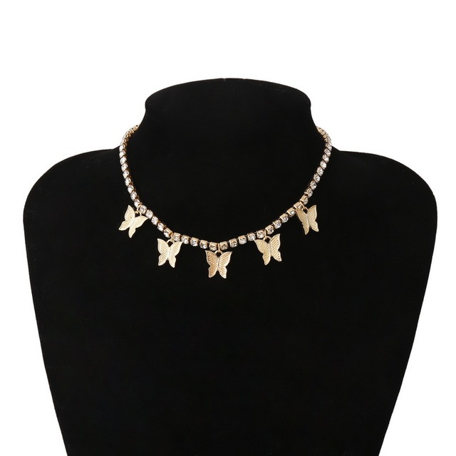 Lovely Butterfly Pendant Choker Necklace For Women Natural Stone Pearl Rhinestone Gold Silver Color Clavicle Chain Gift
