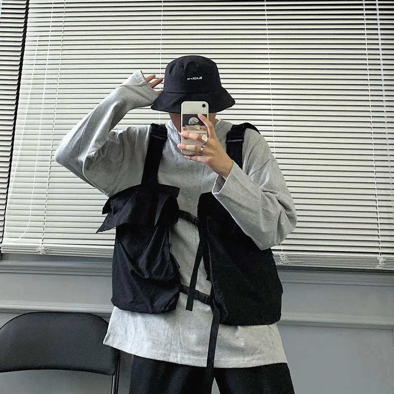 

2019 Winter New Men's Japanese Trend Personality Couple Big Size Harajuku Casual Tactics Dark Function Wind Vest