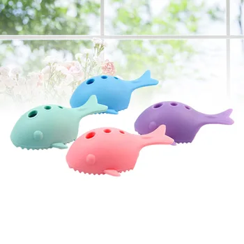 

2pcs Silicone Makeup Brush Drying Rack Whale Shape Multi-function Makeup Brush Scrubber Board Holder (Random Color)