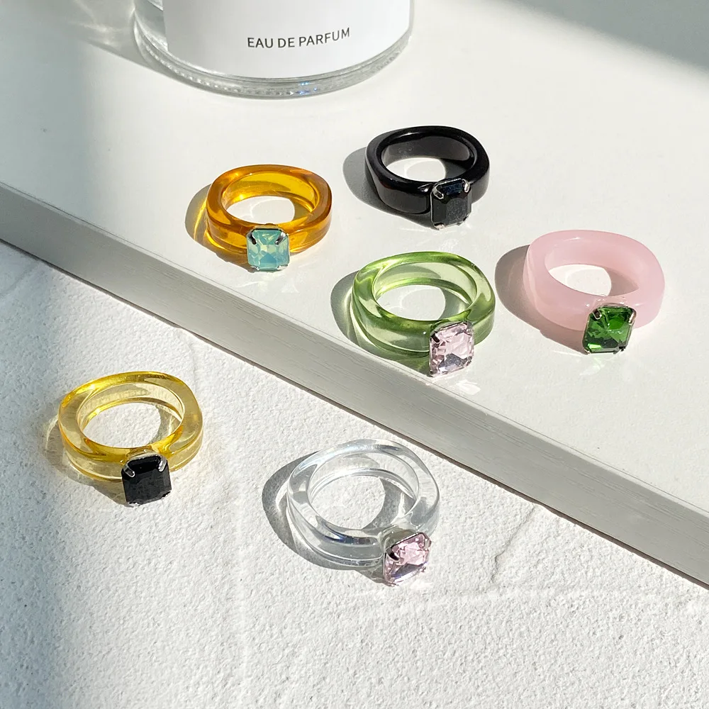 Acrylic Gemstone Ring For Women Shiny Geometric Transparent Ring_voghion.com
