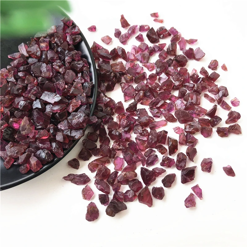 Оптовая продажа 50 г случайный выбор натуральный гранат кварц кристалл камень