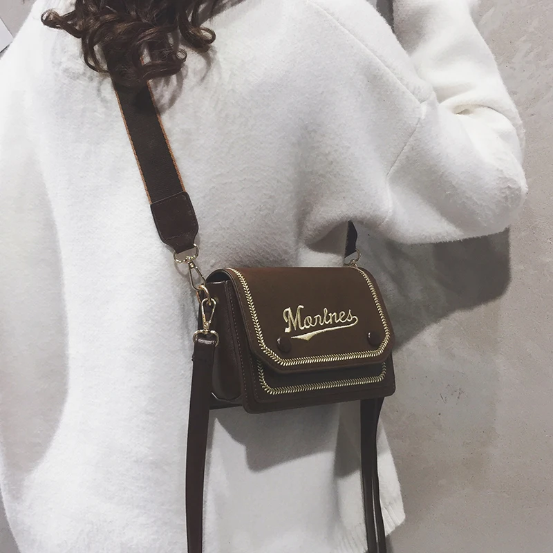 

Louis Brand Women Messenger Bag Velour Handbag Suede Chain Quilted Embroidery Shoulder Bags Ladies Luxury Flap Crossbody Bags
