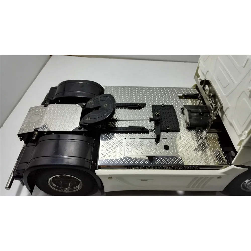 

Stainless Steel Decorative Skid-proof Plate Platform for 1/14 Tamiya SCANIA R470 56318 RC Truck Trailer Tractor Accessories