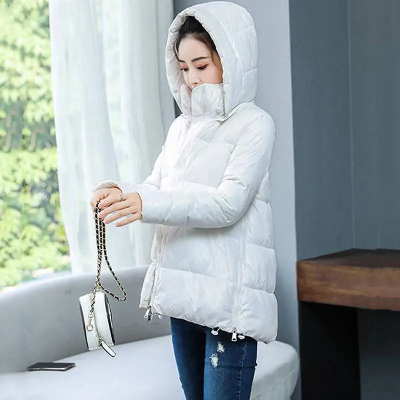 white Новые зимние женские пуховики из хлопка, короткие куртки, парки Mujer, женские повседневные теплые ватные Свободные пиджаки с капюшоном, верхняя одежда T01 - Цвет: white