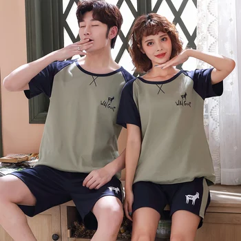 

2020 High Quality Couple's Comfortable Antelope pattern Cartoon Pajama Set 1208